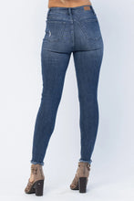 Load image into Gallery viewer, Judy Blue Wren Tummy Control Jeans